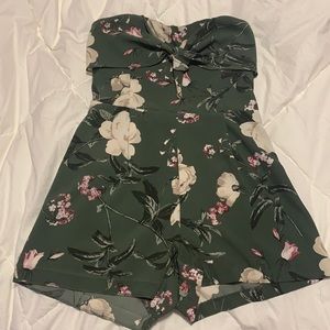 NWOT Floral Strapless romper
